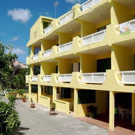 Meridian Inn Oistins Εξωτερικό φωτογραφία