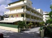 Meridian Inn Oistins Εξωτερικό φωτογραφία